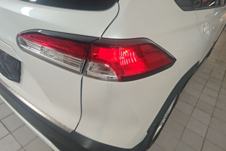 Toyota Corolla Cross 2023 #8 Toyota Corolla Cross 2023 car image #8