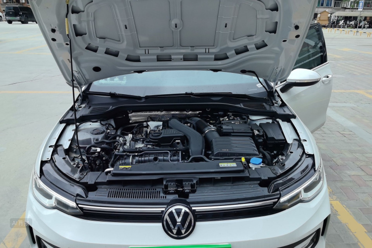 Volkswagen Golf 2026 #22 Volkswagen Golf 2026 car image #22