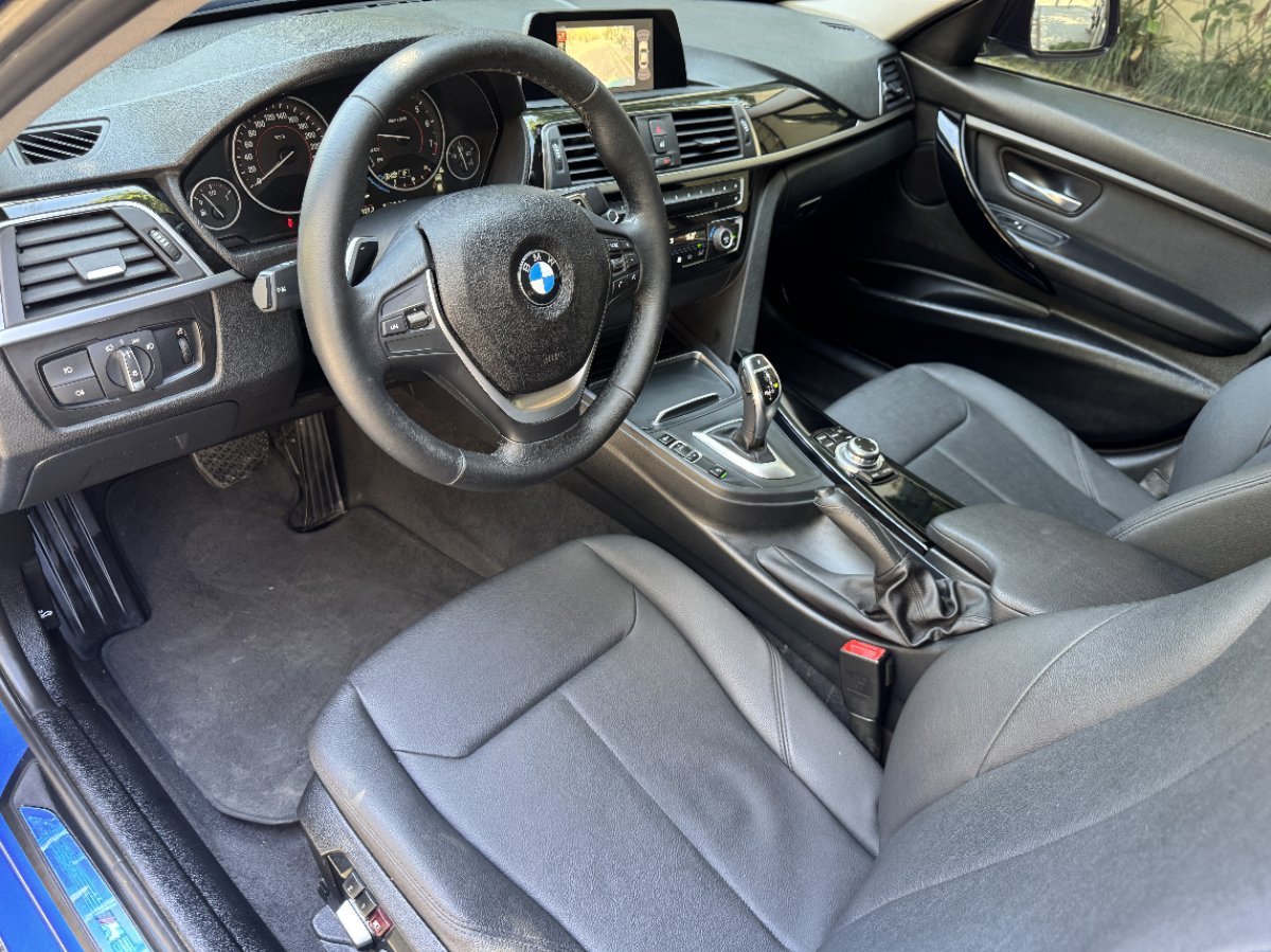 BMW 3 Series 2017 #4 BMW 3 Series 2017 car image #4