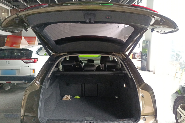 Audi Q3 2018 image de voiture #21