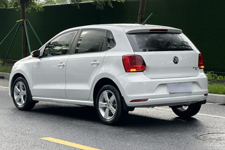 Volkswagen Polo 2016 #5 Volkswagen Polo 2016 car image #5