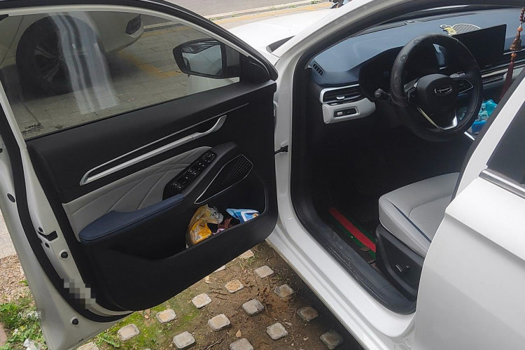GEELY Emgrand 2022 #18 GEELY Emgrand 2022 car image #18