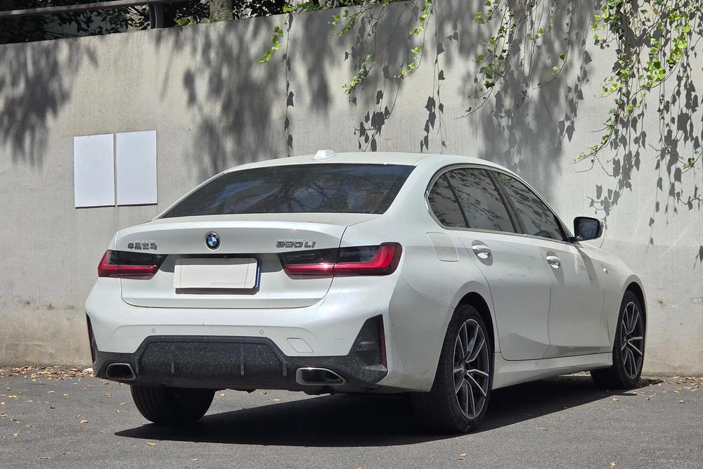 BMW 3 Series 2024 car image #6