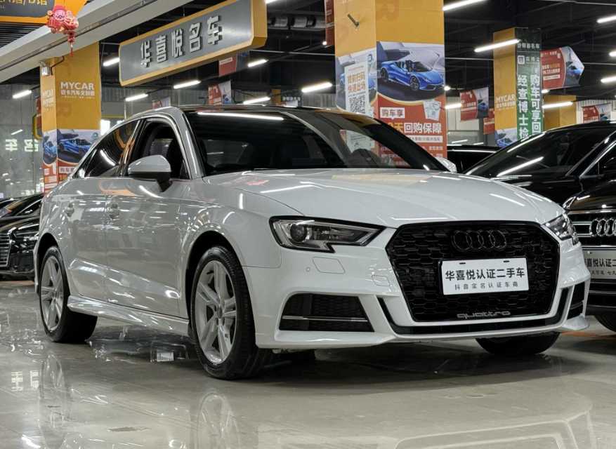 Audi A3 2018 car image #6