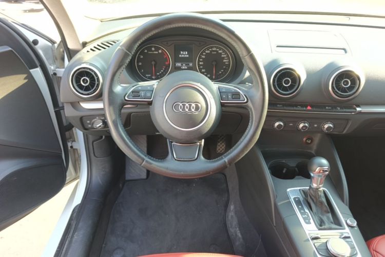 Audi A3 2017 immagine di auto #11