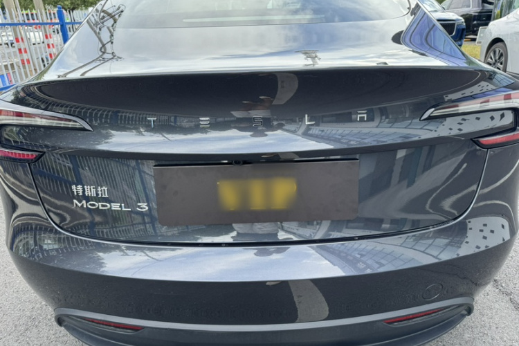 Tesla Model 3 2024 #15 Tesla Model 3 2024 car image #15