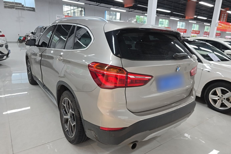 BMW X1 2018 #5 BMW X1 2018 car image #5