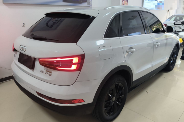 Audi Q3 2018 #7 Audi Q3 2018 car image #7