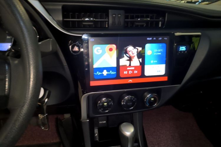 Toyota Corolla 2017 car image #13