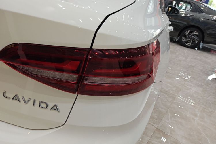 Volkswagen Lavida 2023 car image #8