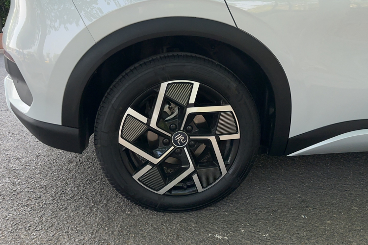 BYD Yuan Plus 2024 car image #9