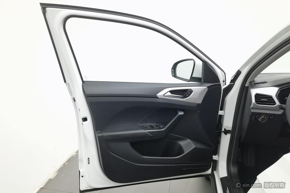 Volkswagen Tacqua 2021 #21 Volkswagen Tacqua 2021 car image #21