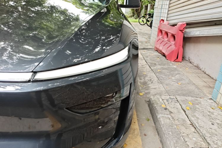Tesla Model Y 2025 #22 Tesla Model Y 2025 car image #22