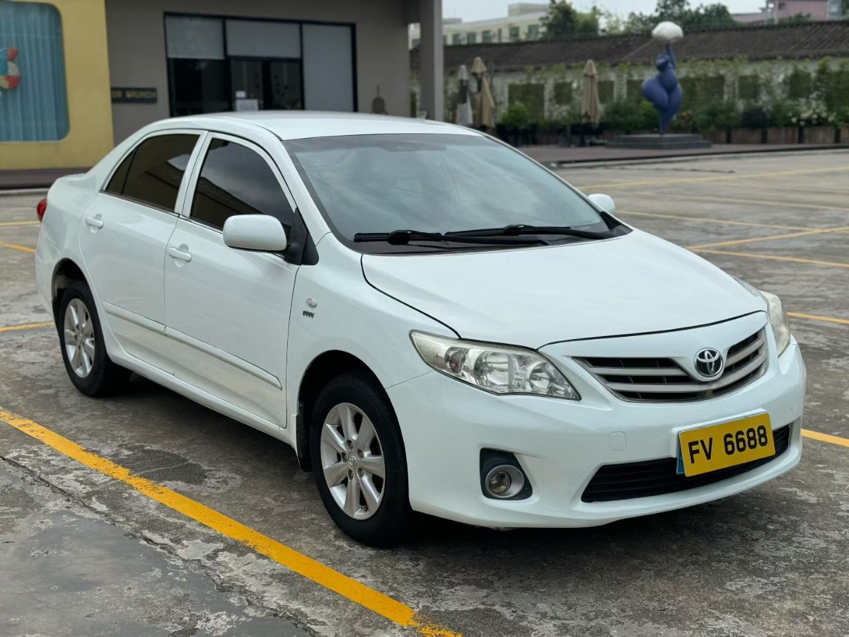 Toyota Corolla 2012 изображение автомобиля #3