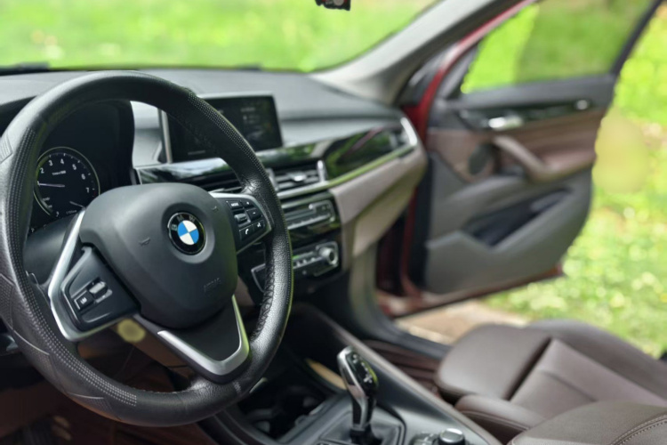 BMW X1 2020 car image #15