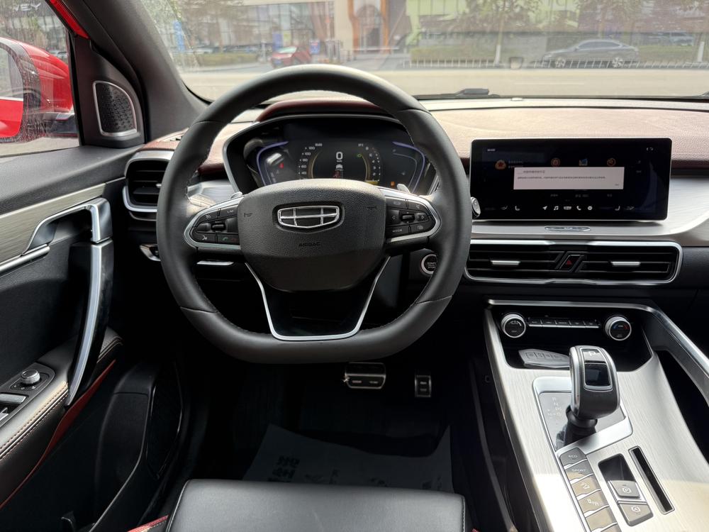 GEELY Coolray 2019 car image #13