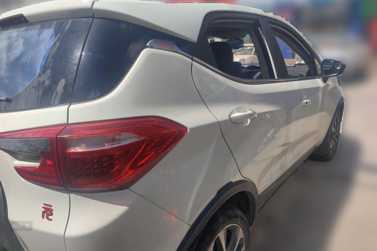 BYD Yuan 2016 #7 BYD Yuan 2016 car image #7
