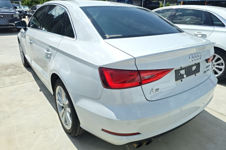 Audi A3 2015 car image #5