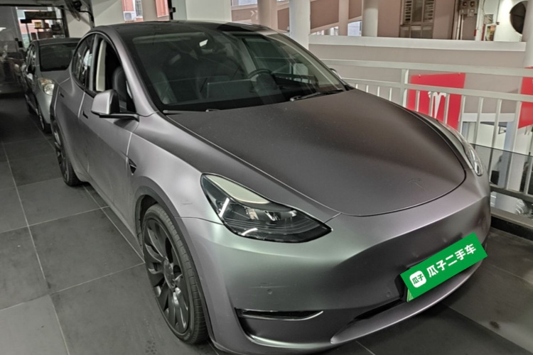 Tesla Model Y 2021 #4 Tesla Model Y 2021 car image #4