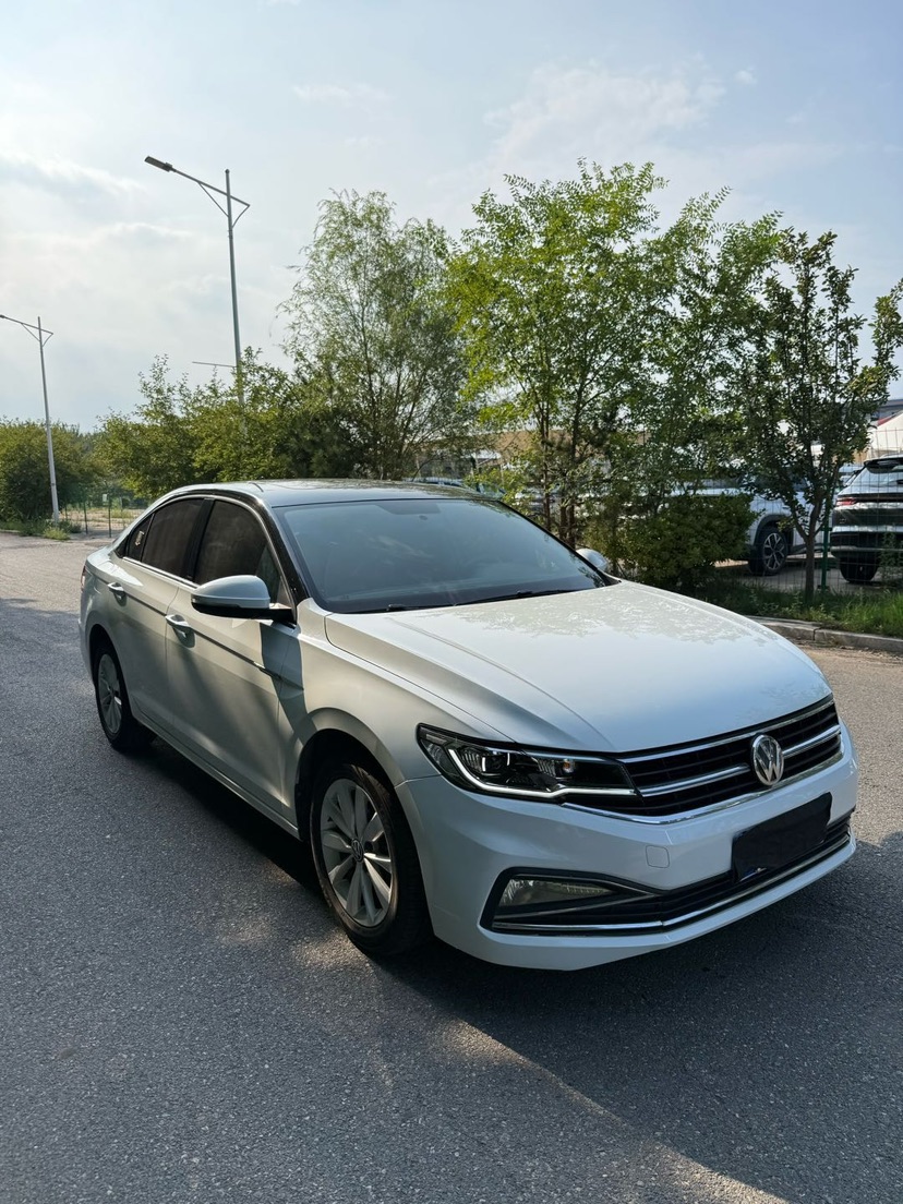 Volkswagen Bora 2022 car image #3
