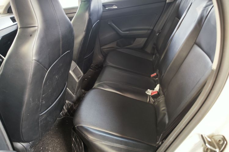 Volkswagen Polo 2021 car image #13