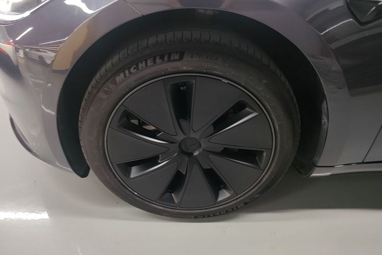Tesla Model 3 2024 #5 Tesla Model 3 2024 immagine di auto #5