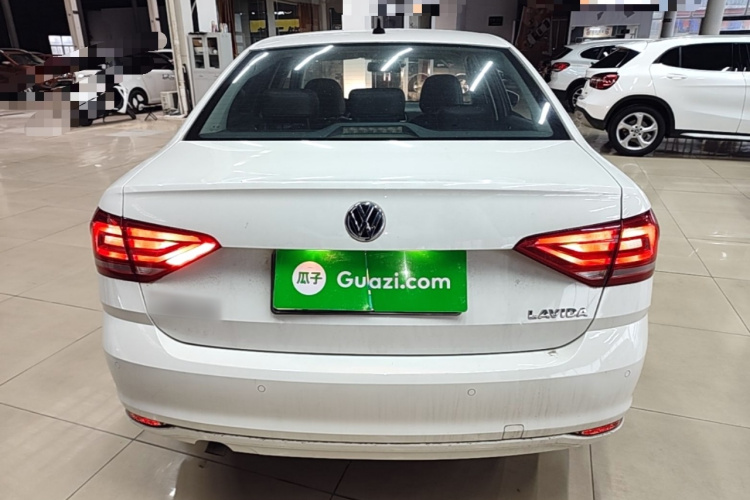 Volkswagen Lavida 2016 car image #6