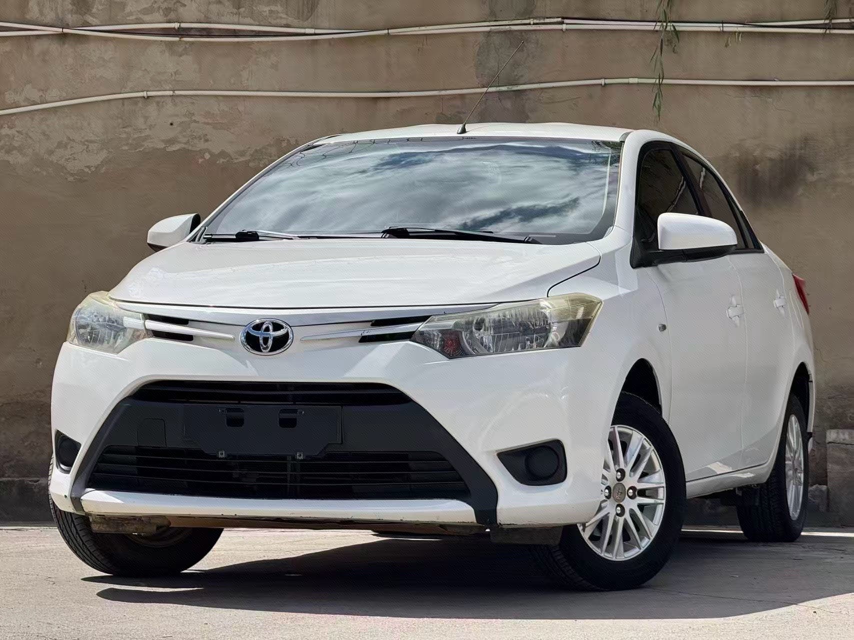 Toyota Vios 2015 Toyota Vios 2015 immagine di auto