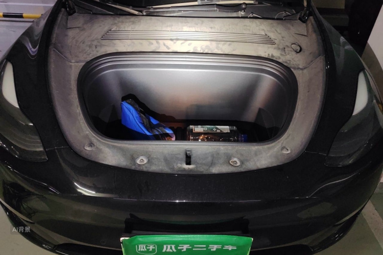 Tesla Model Y 2022 car image #22