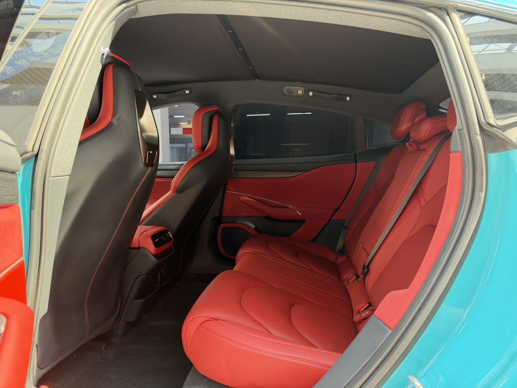 MI SU7 2025 imagem de carro #12