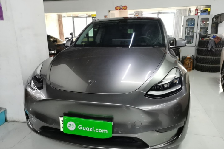Tesla Model Y 2021 #3 Tesla Model Y 2021 car image #3
