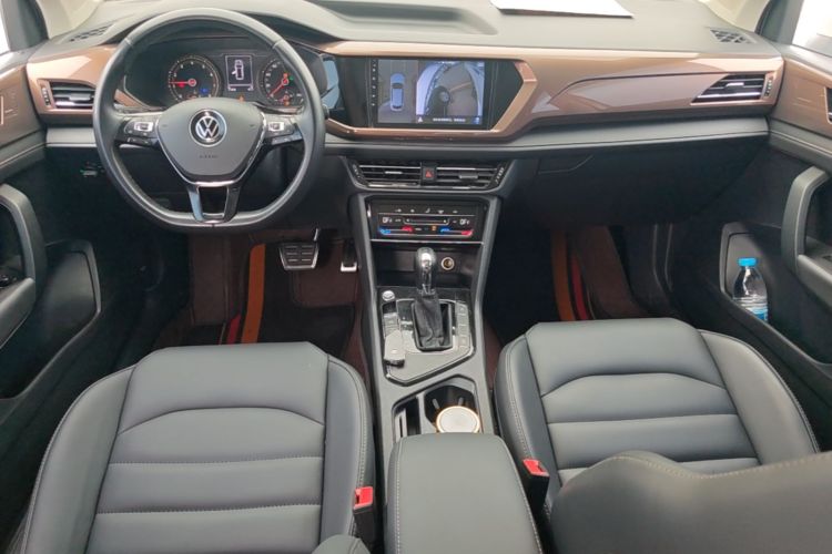 Volkswagen Tharu 2021 #10 Volkswagen Tharu 2021 car image #10