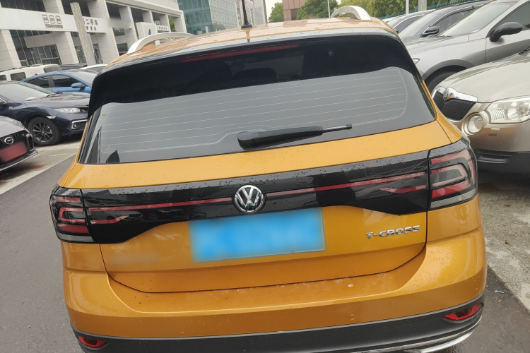 Volkswagen T-Cross 2020 car image #6
