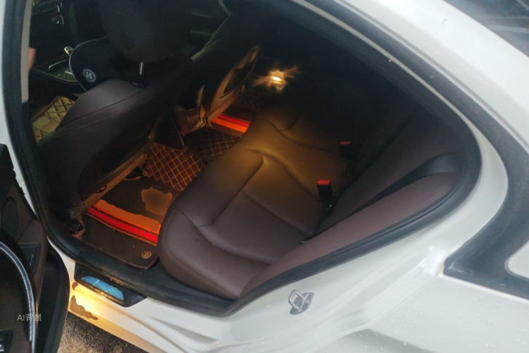 BMW 3 Series 2018 #19 BMW 3 Series 2018 car image #19