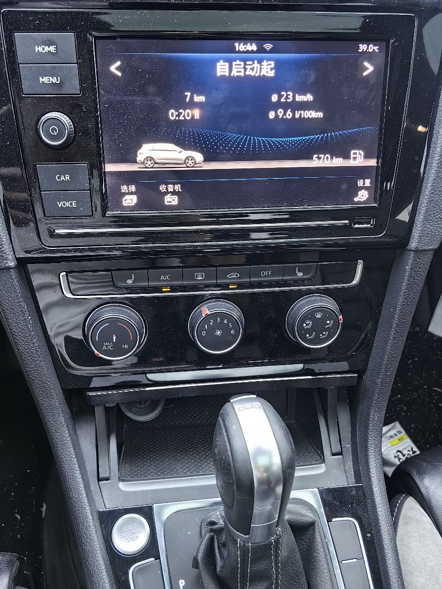 Volkswagen Golf 2019 #13 Volkswagen Golf 2019 car image #13
