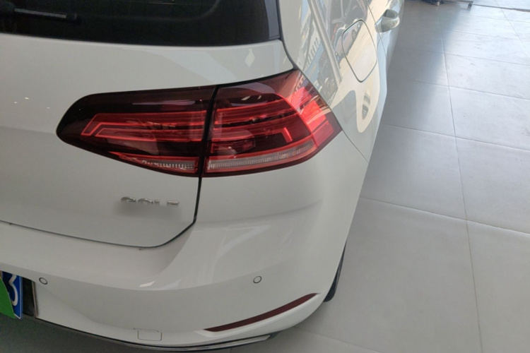 Volkswagen Golf 2020 #8 Volkswagen Golf 2020 car image #8