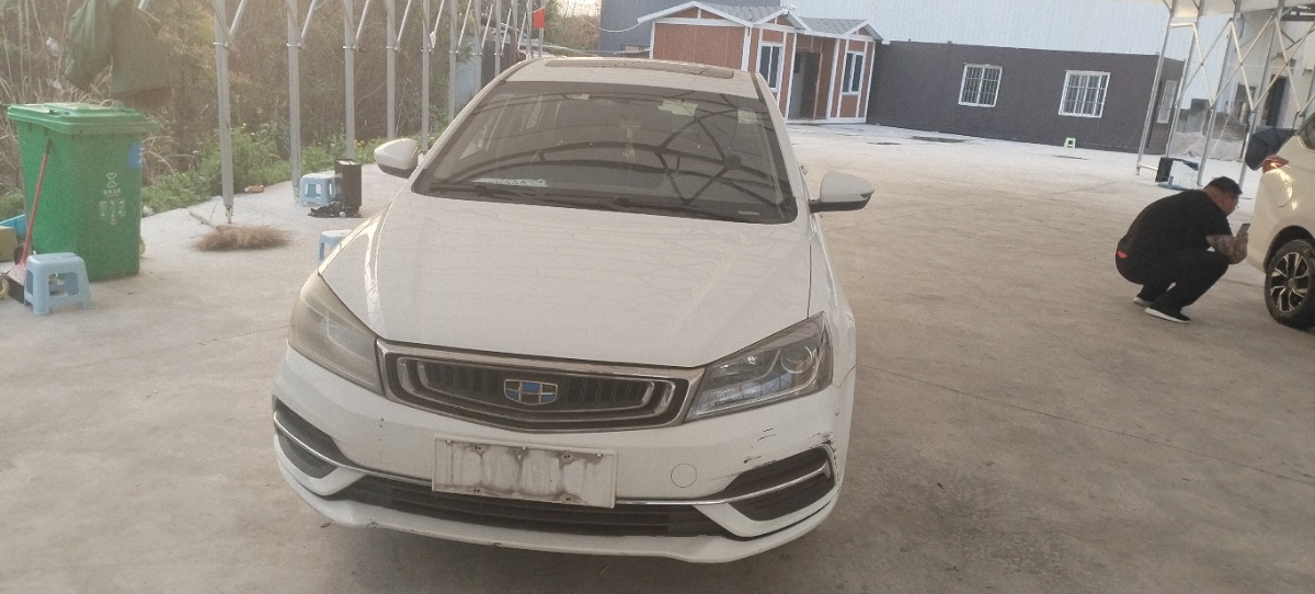 GEELY Emgrand 2017 car image #2