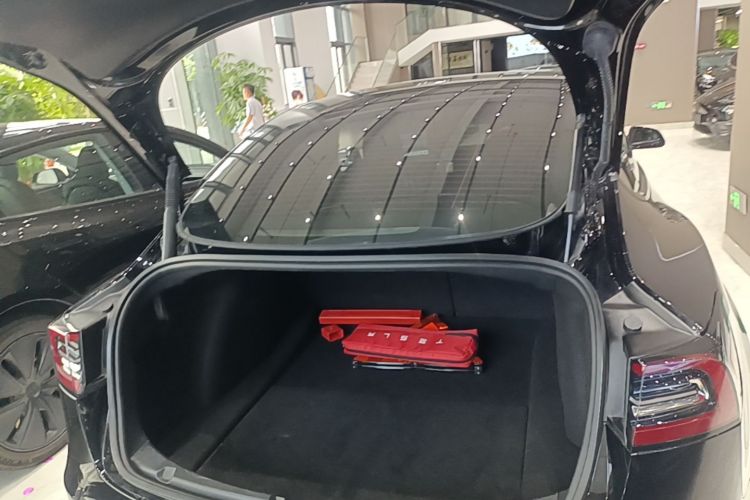 Tesla Model 3 2023 #19 Tesla Model 3 2023 car image #19