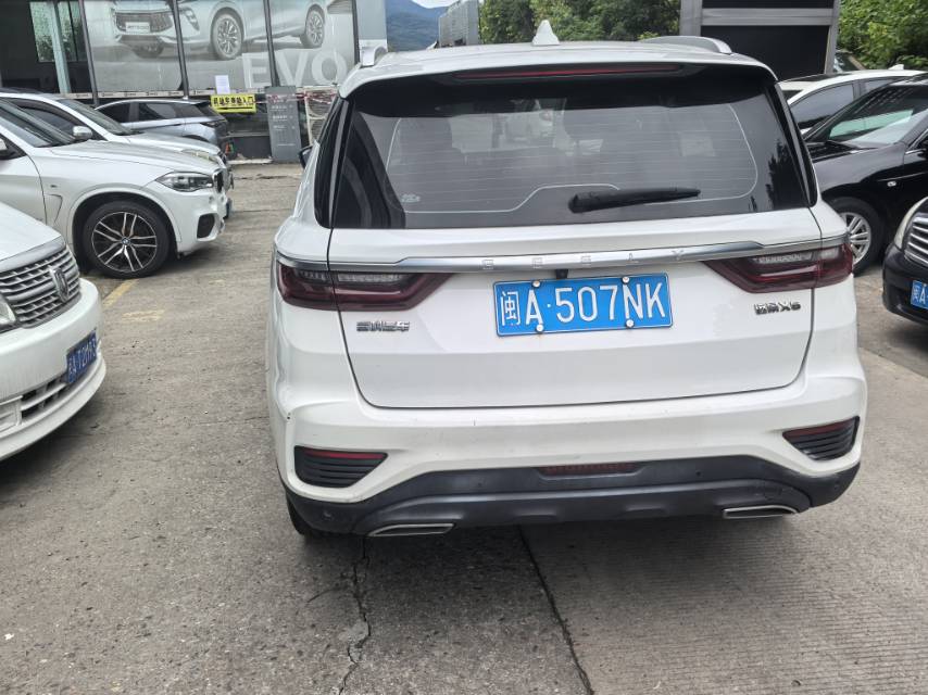 GEELY Vision X6 2020 car image #3