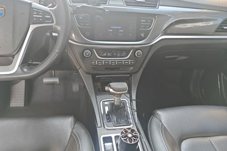 GEELY Emgrand 2016 #13 GEELY Emgrand 2016 car image #13
