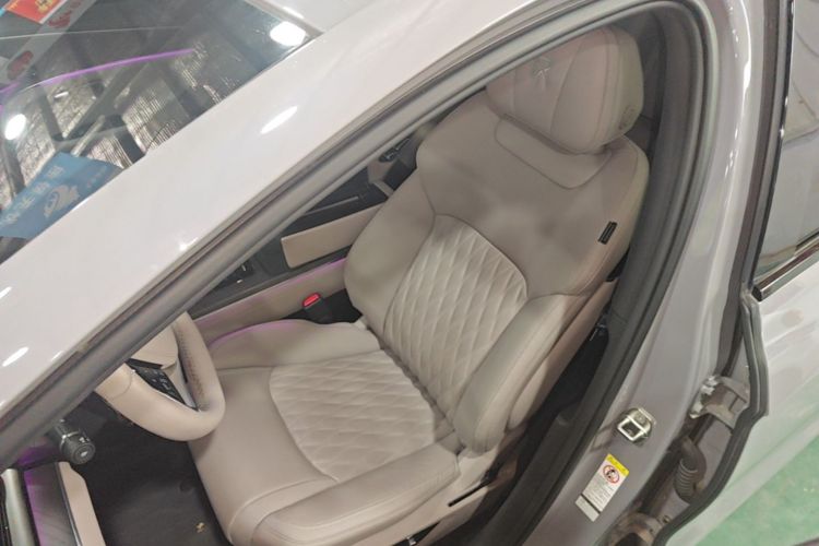 BYD Han 2025 #15 BYD Han 2025 car image #15