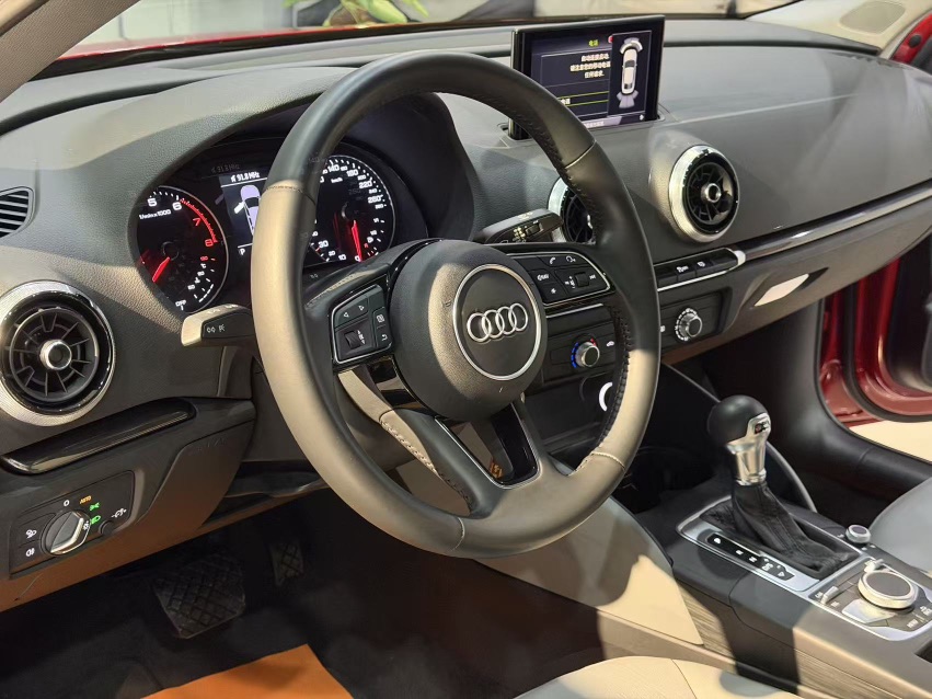 Audi A3 2017 car image #11