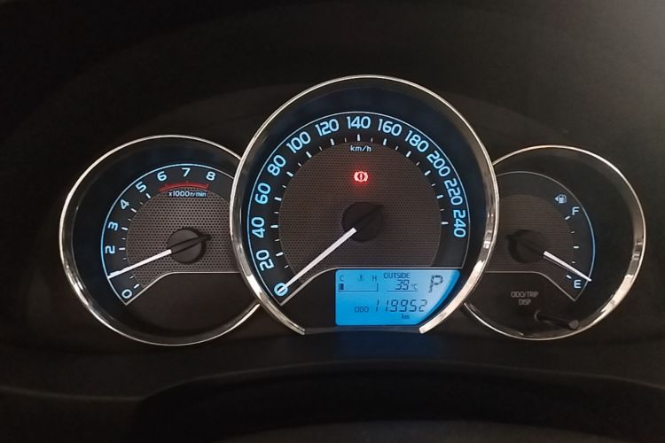 Toyota Corolla 2017 #12 Toyota Corolla 2017 car image #12