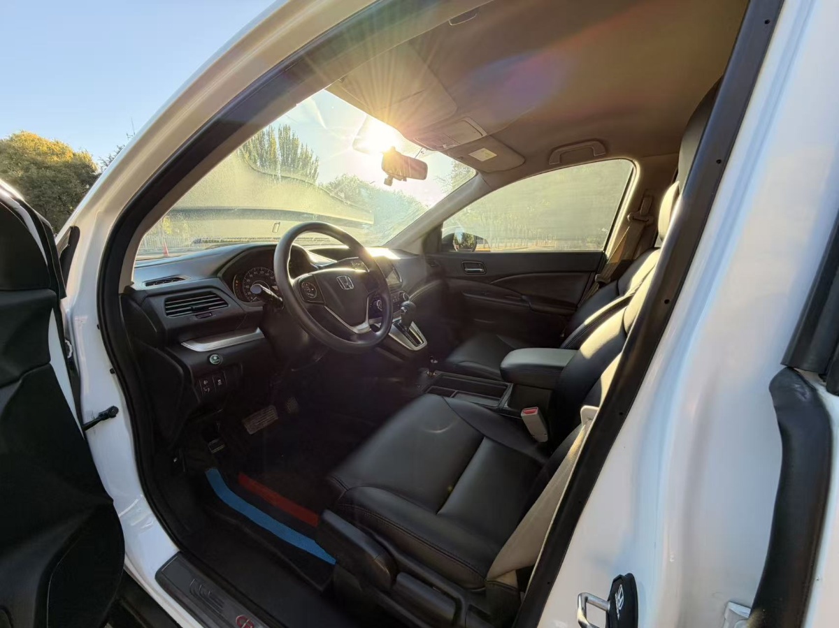 Honda CR-V 2016 immagine di auto #4
