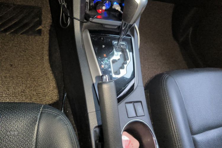 Toyota Corolla 2018 #16 Toyota Corolla 2018 car image #16