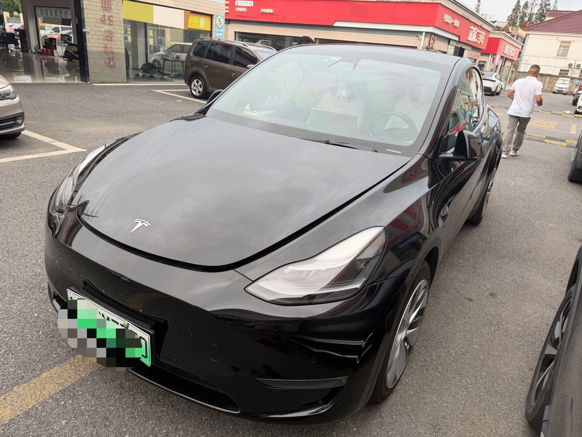 Tesla Model Y 2022 Tesla Model Y 2022 car image