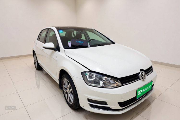 Volkswagen Golf 2017 car image #4