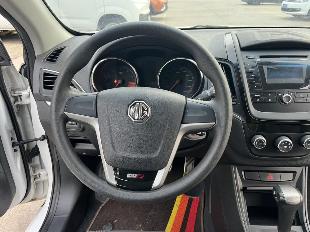 MG 5 2014 immagine di auto #9