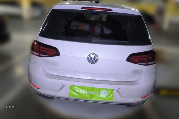 Volkswagen Golf 2020 car image #6