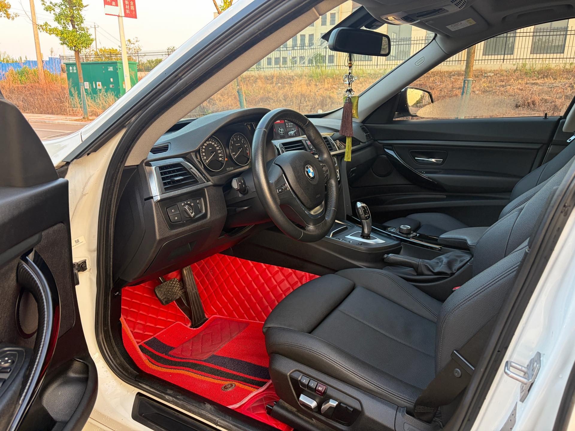 BMW 3 Series GT 2018 #7 BMW 3 Series GT 2018 car image #7